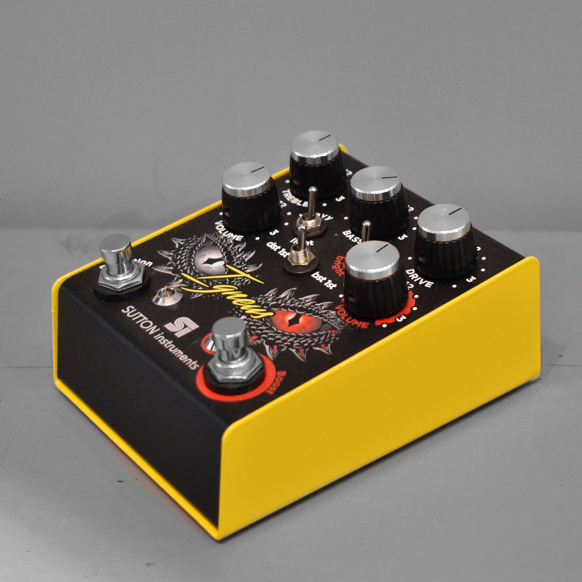 Sutton Instruments Igneus Distortion & Boost pedal