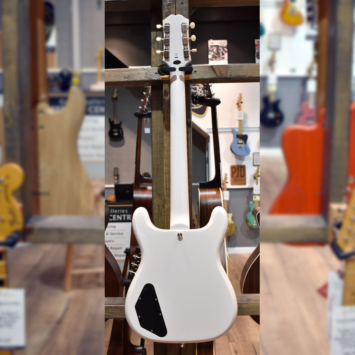 Epiphone Crestwood Custom Tremotone Electric Guitar Classic Polaris White