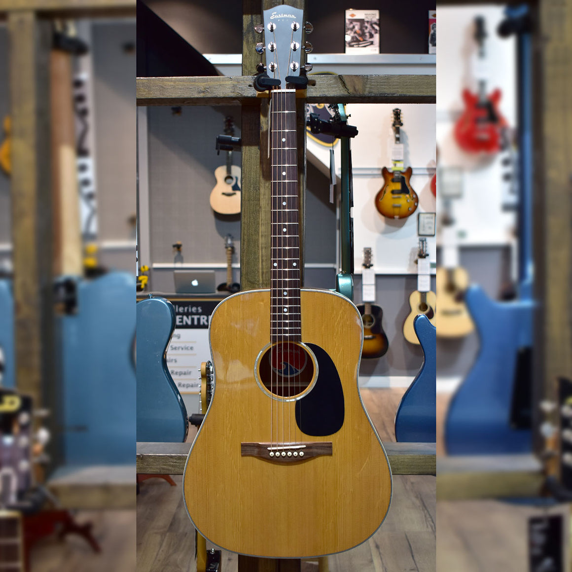 Eastman PCH2-D Acoustic Guitar w/Gig Bag (4850)