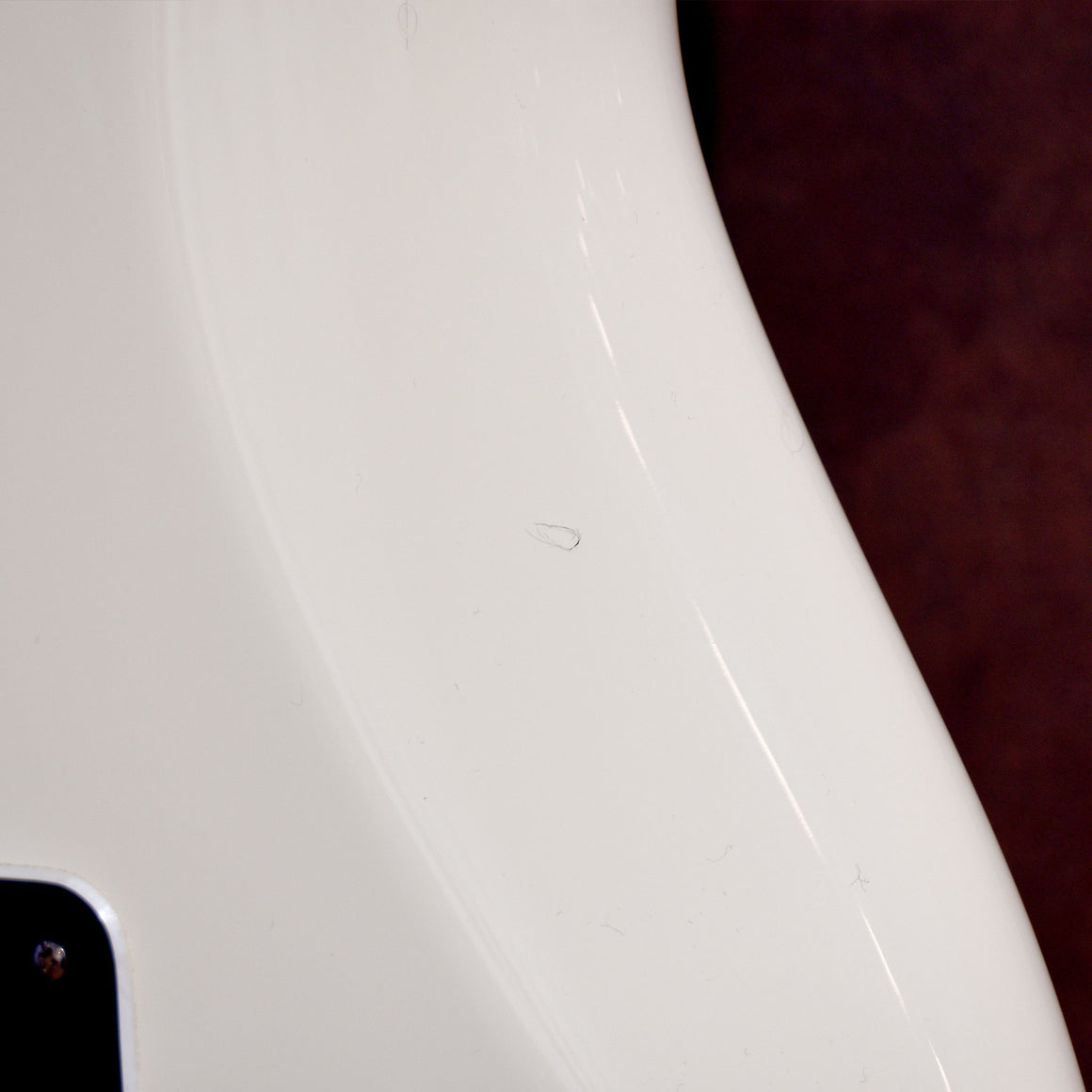 2004 40th Anniversary Burns Hank Marvin White Electric Guitar w/Hard Case (1038) (Pre-Owned)