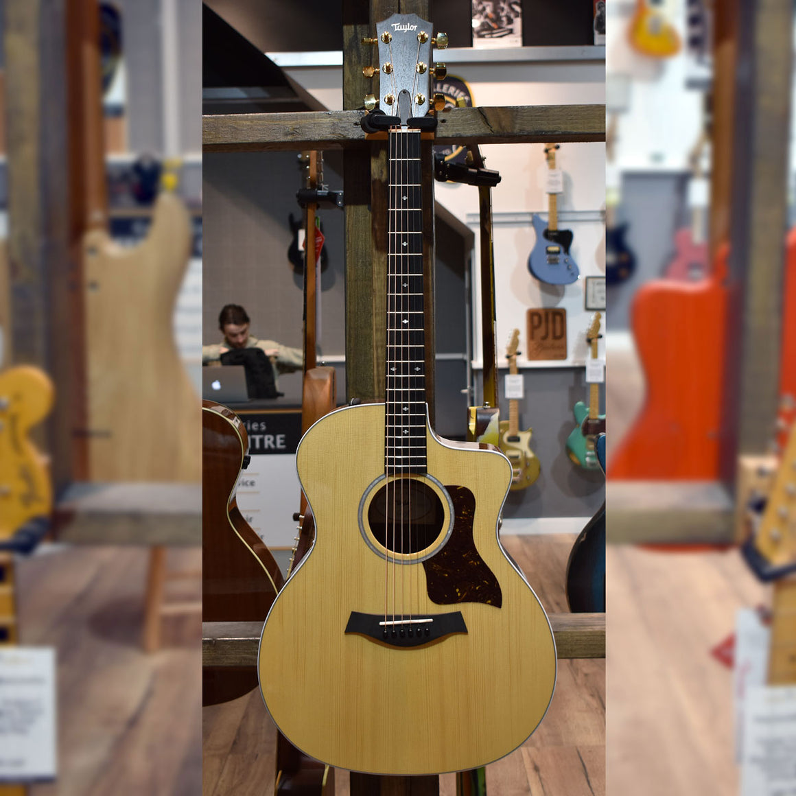 Taylor 214ce DLX Electro Acoustic Guitar w/Hard Case