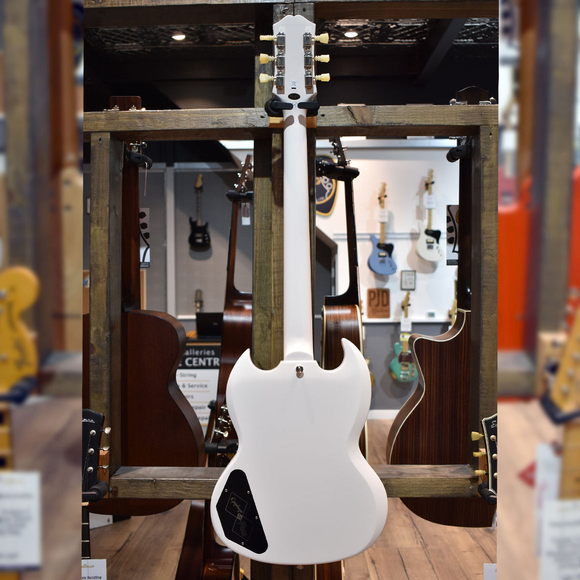 Epiphone 1961 Les Paul Standard SG Electric Guitar Classic Aged White W/Hard Case