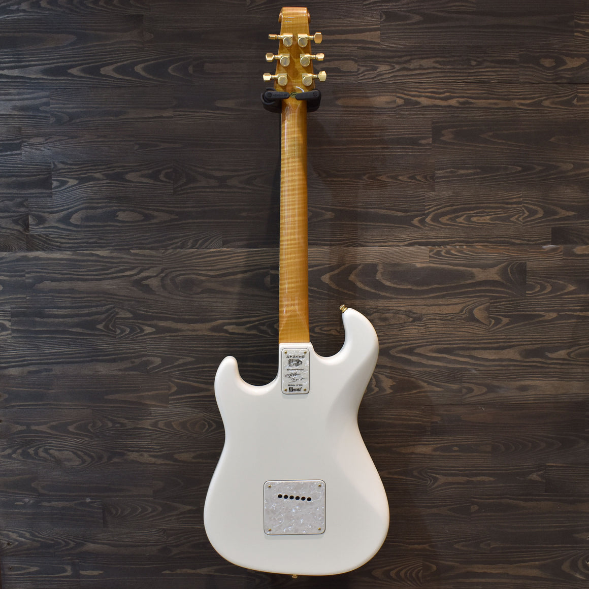 2011 Burns Apache White Electric Guitar w/Hard Case (052)