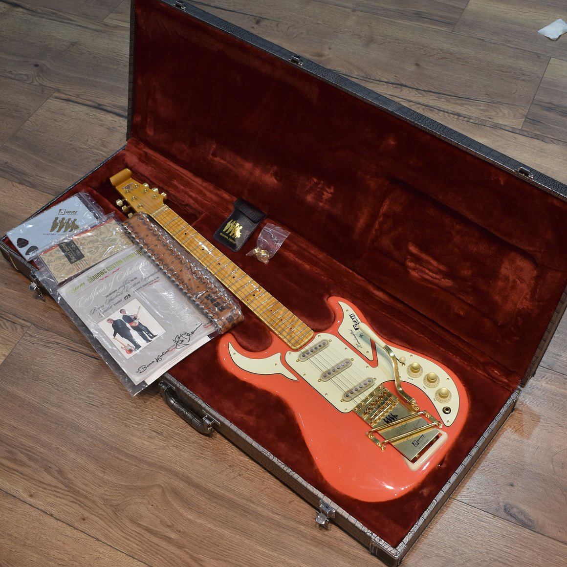 Burns Custom Edition Hank Marvin 'The Shadows' Fiesta Red Electric Guitar Limited Edition 79/500 w/Hard Case