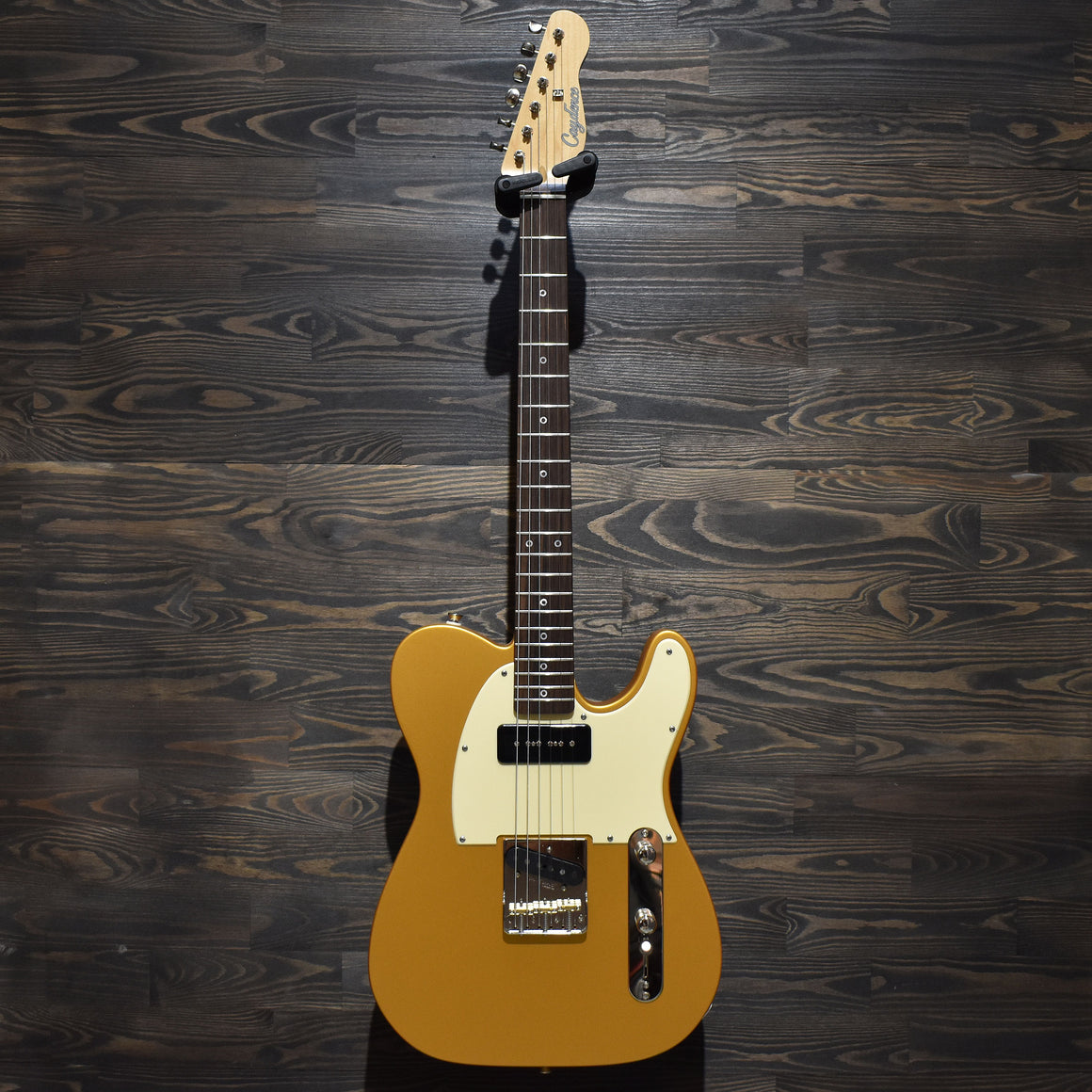 Caydence Discovery Triton Dorado Gold Satin