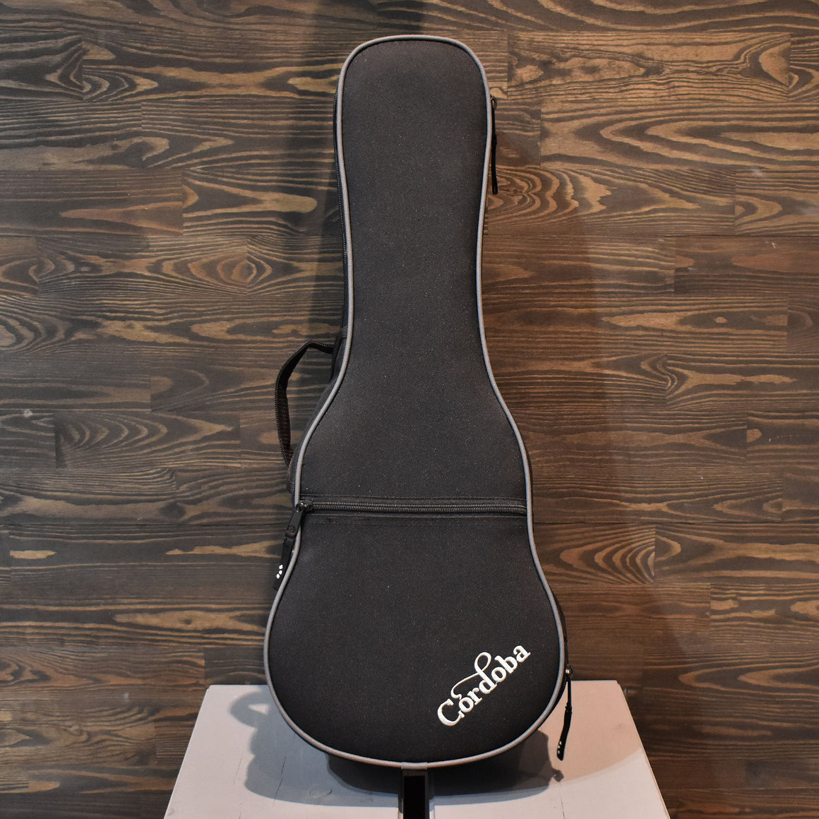 Cordoba 15CFM Concert Flamed Mahogany Rose Red Ukulele w/DLX Case