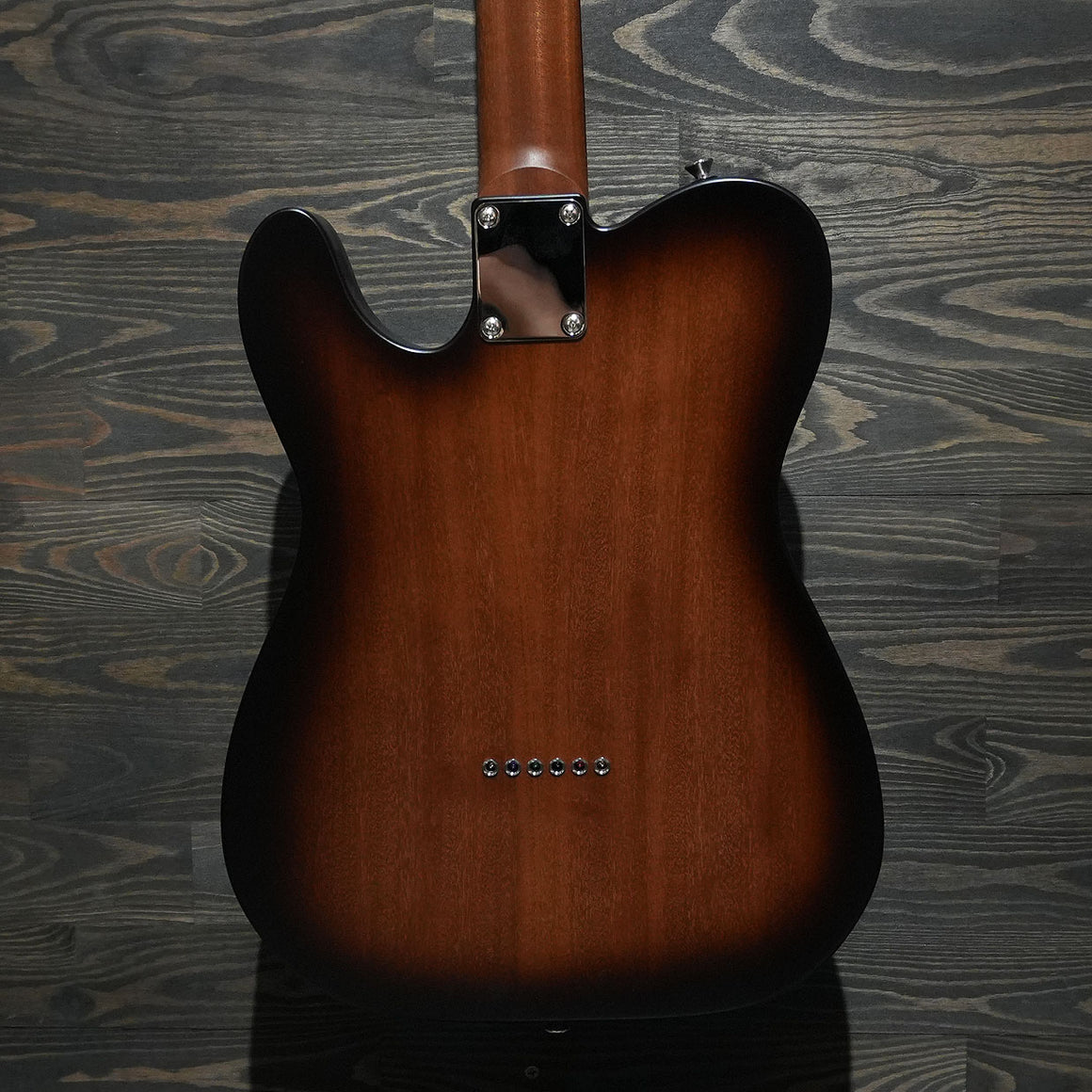 Caydence Corsair Triton Natural Burst Satin W/Premium Gig Bag
