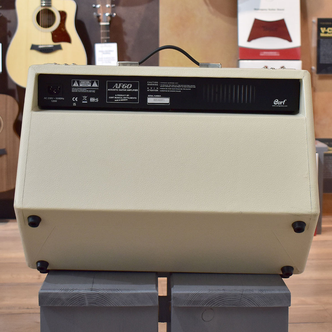 Cort AF60 Acoustic Guitar Amplifier