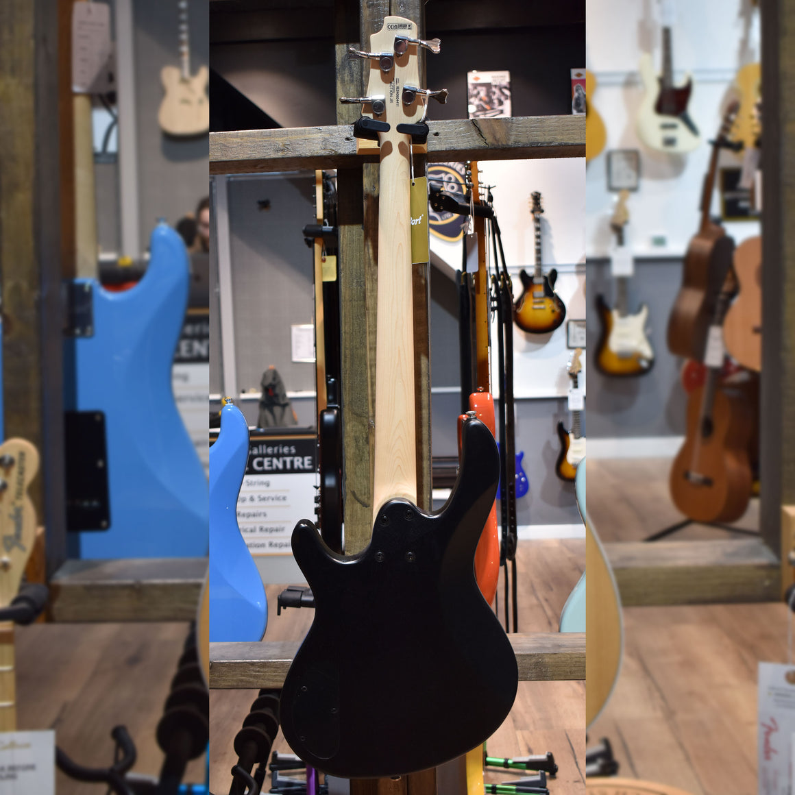 Cort Action Bass Junior Open Pore Black