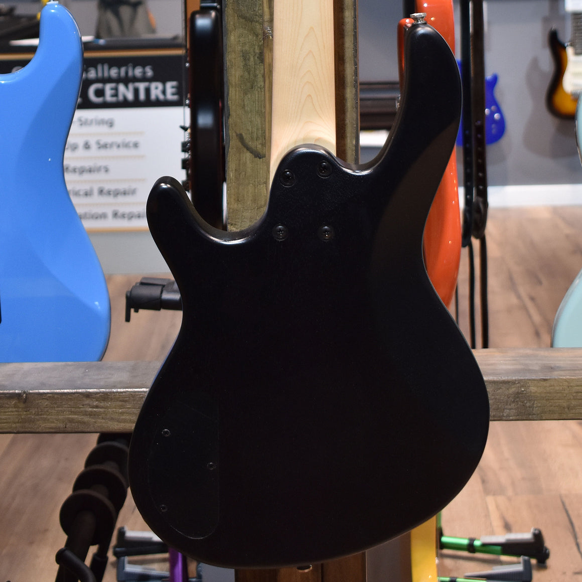 Cort Action Bass Junior Open Pore Black