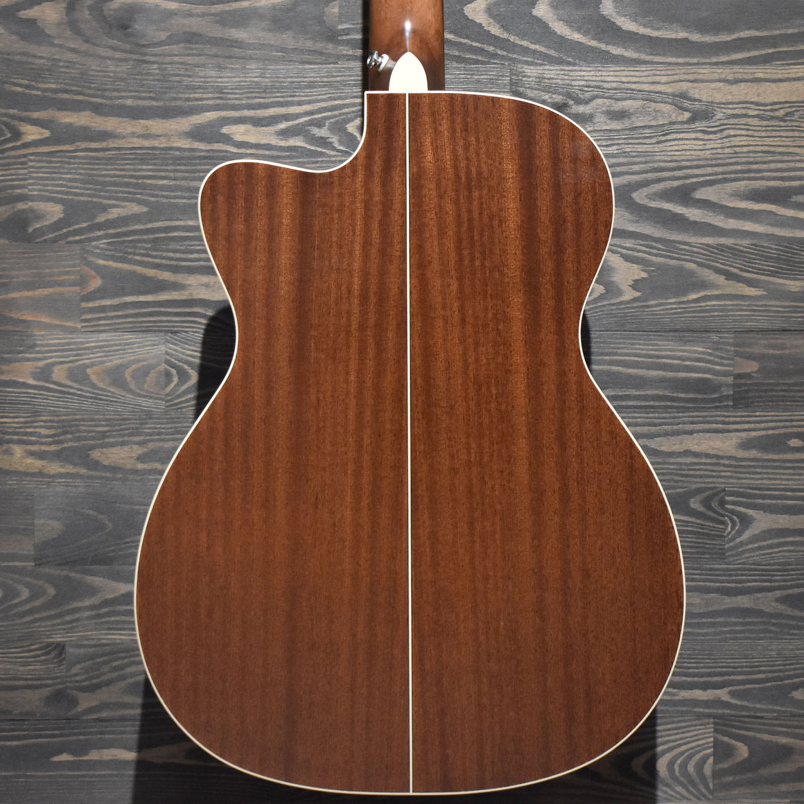 Cort Essence OC4 Black Top Semi Gloss Electro-Acoustic Guitar
