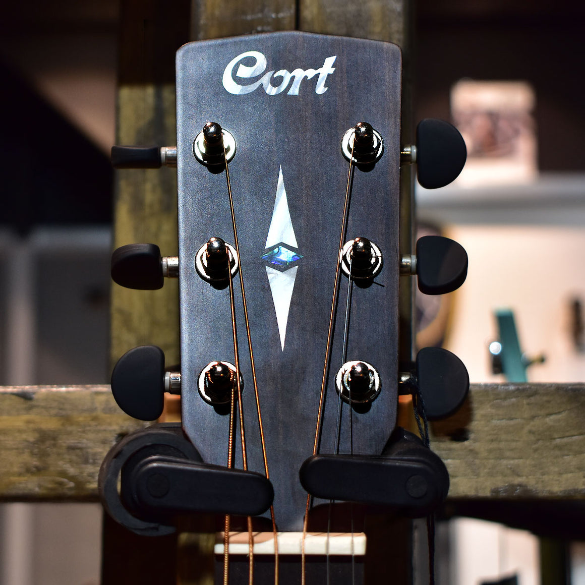 Cort Luce L450 CL Natural Satin Acoustic Guitar