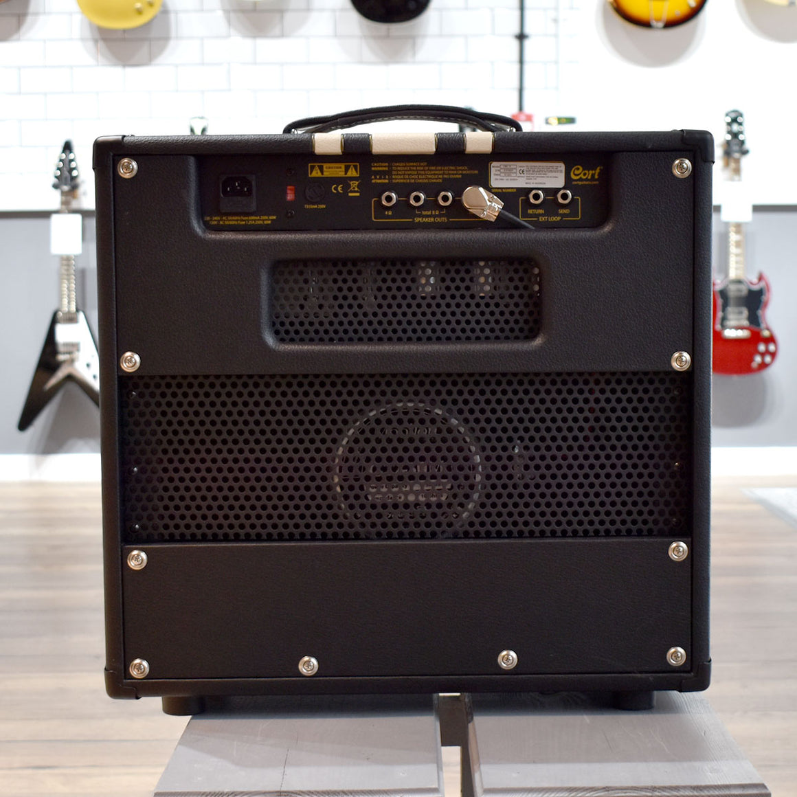 Cort CMV15 Tube Craft Valve Combo Guitar Amplifier - Black
