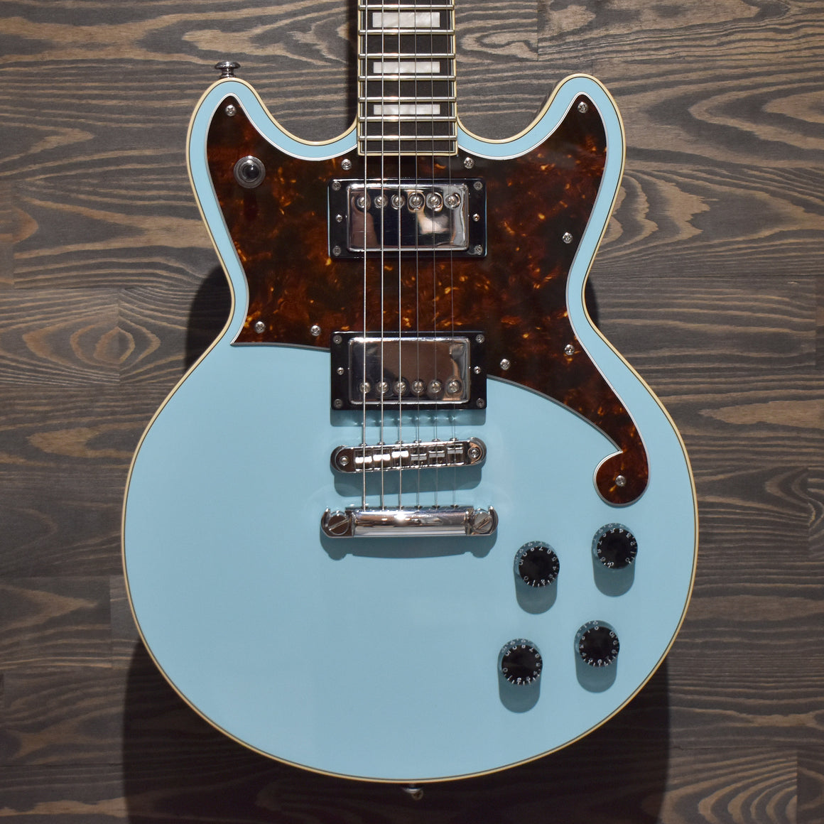 D’Angelico Premier Brighton Electric Guitar Sky Blue w/ Gig Bag (Pre-Owned)
