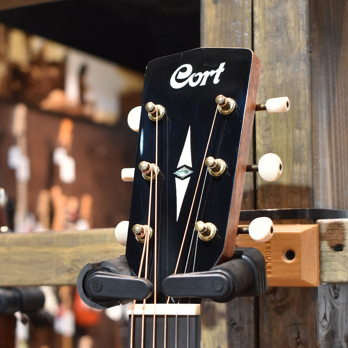Cort Earth 100 SSF Sunburst Electro-Acoustic Guitar