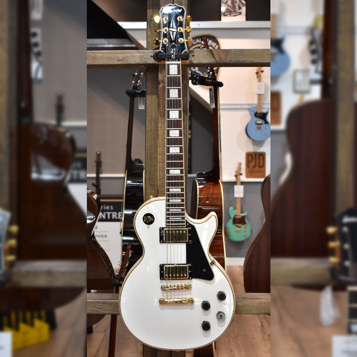Epiphone Les Paul Custom Pro Electric Guitar Alpine White W/Hard Case (Pre-Owned)