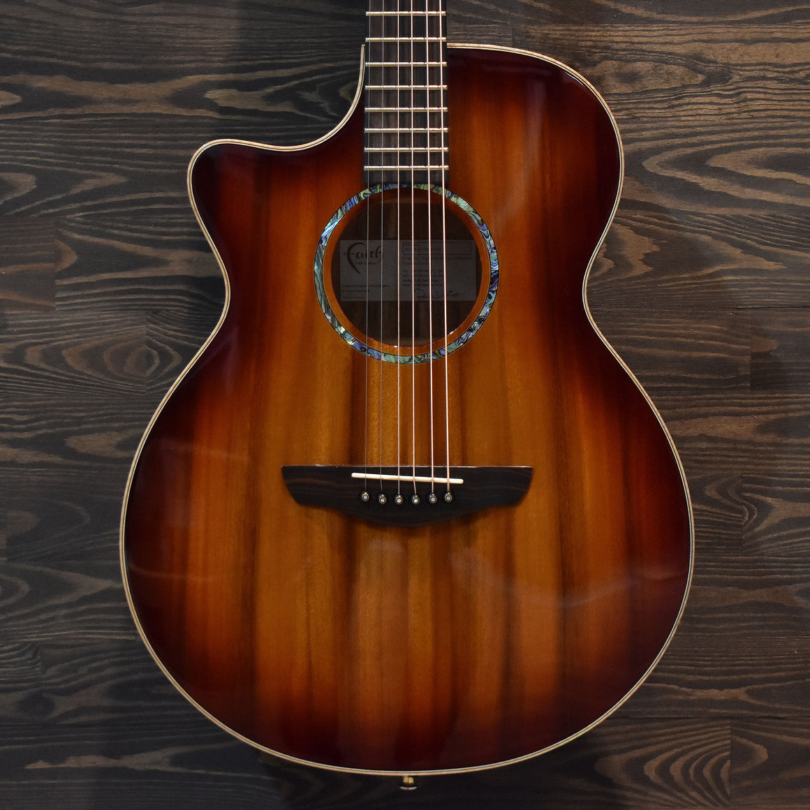 Faith Venus Blood Moon FVBMBL Left Handed Electro-Acoustic Guitar w/Hard Case (Pre-Owned)