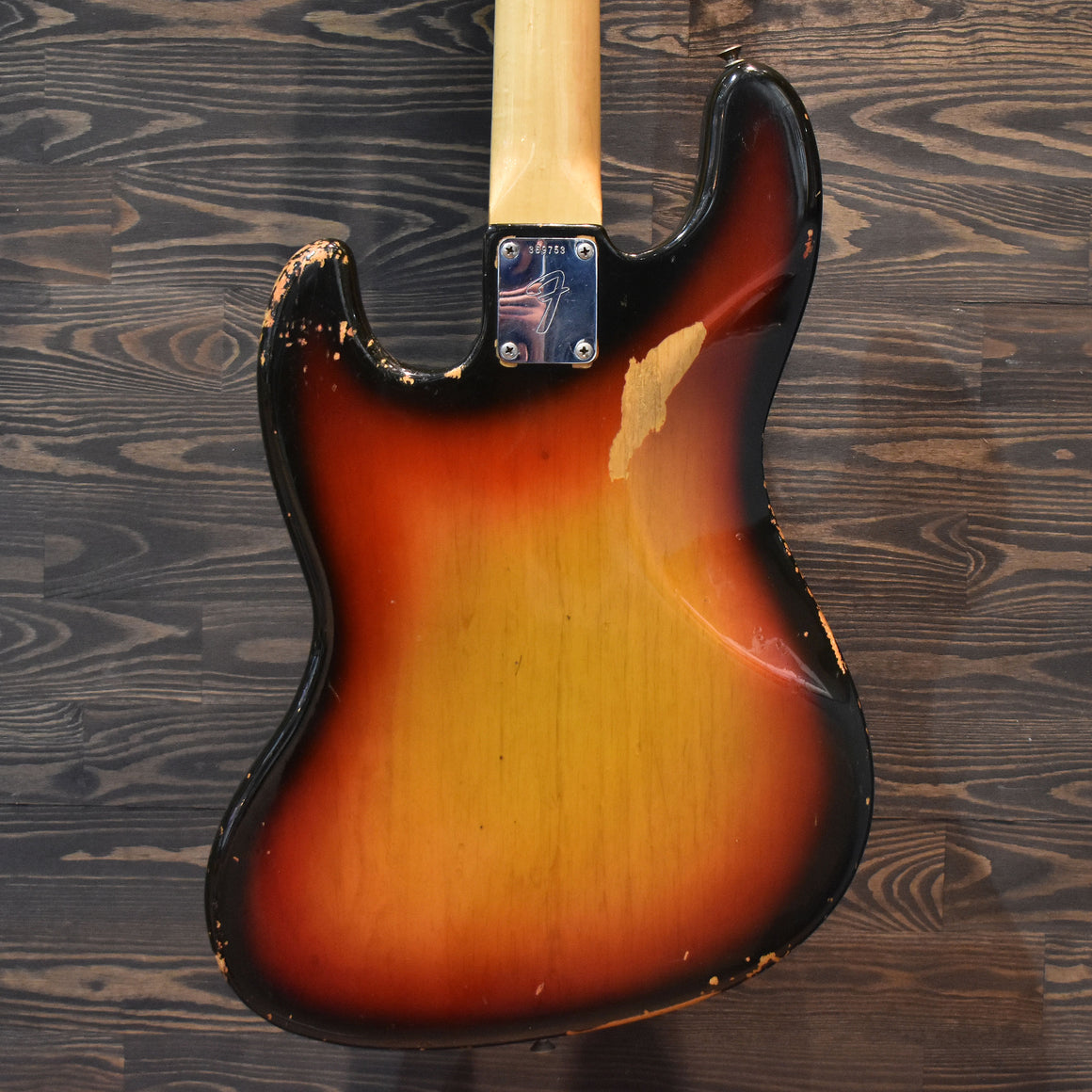 Fender Vintage 1972 Jazz Bass 3 Tone Sunburst w/Hard Case (Pre-Owned)