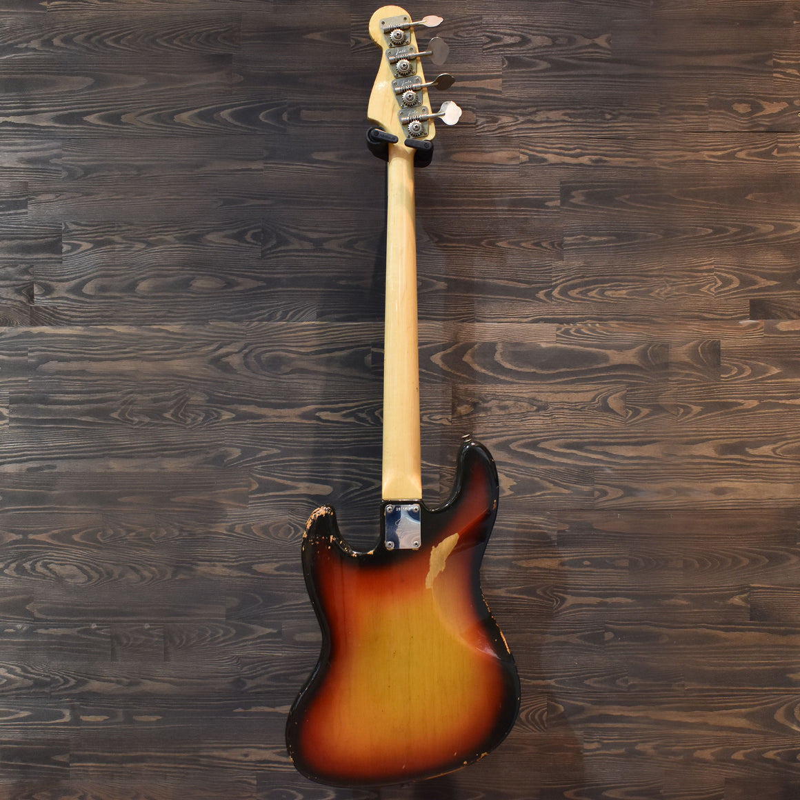 Fender Vintage 1972 Jazz Bass 3 Tone Sunburst w/Hard Case (Pre-Owned)