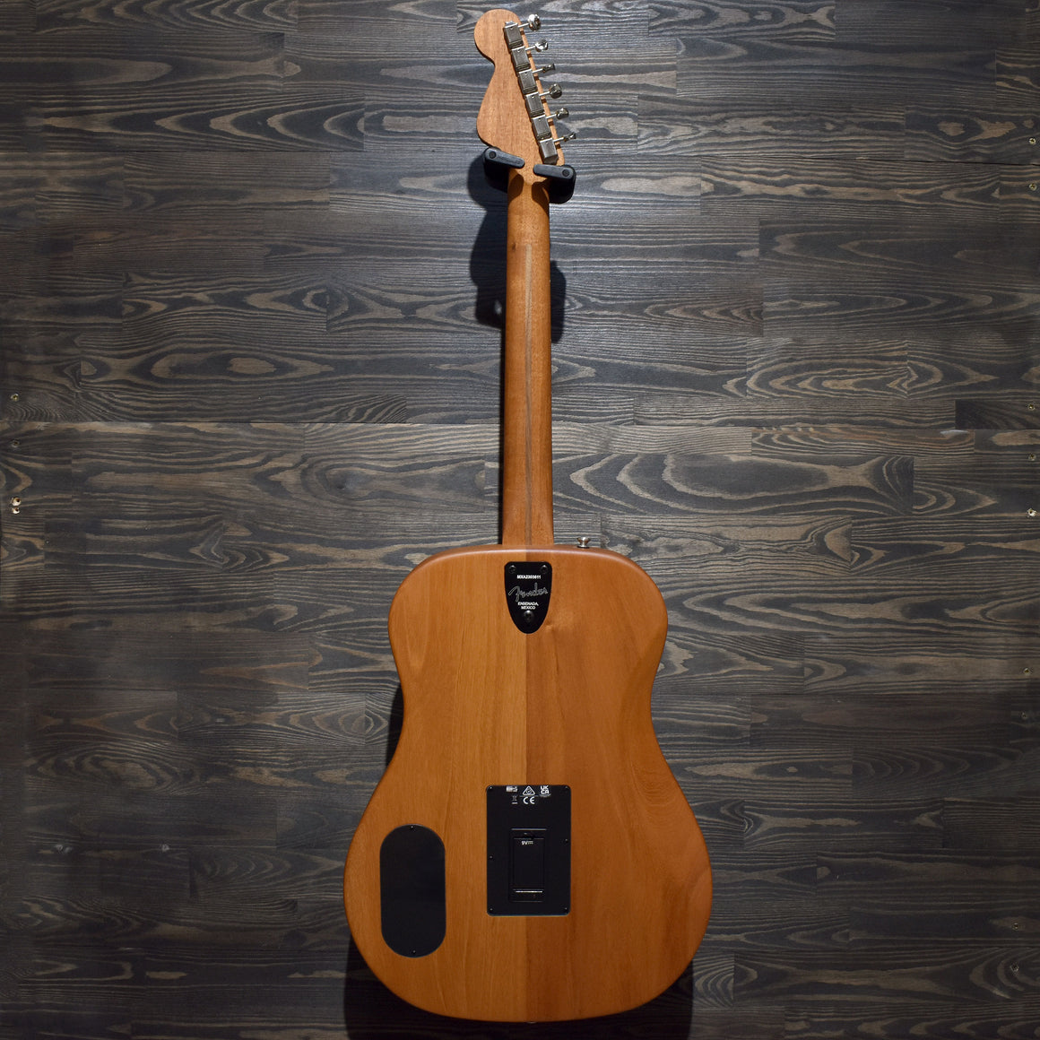 Fender Highway Series Dreadnought Electro-Acoustic Guitar w/DLX Gig Bag (Pre-Owned)