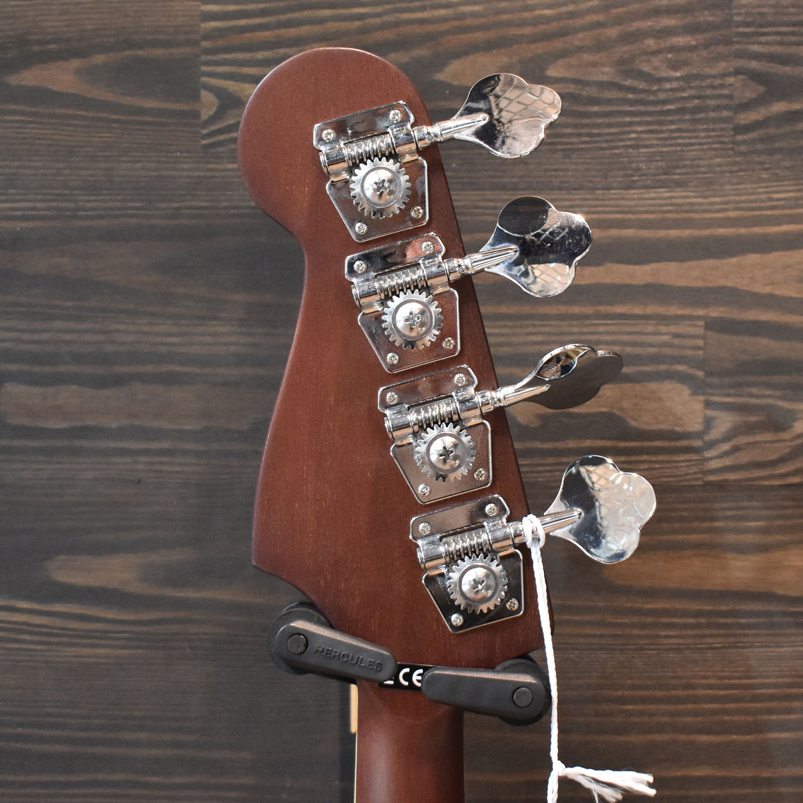 Fender Kingman Electro-Acoustic Bass Guitar Shaded Edge Burst