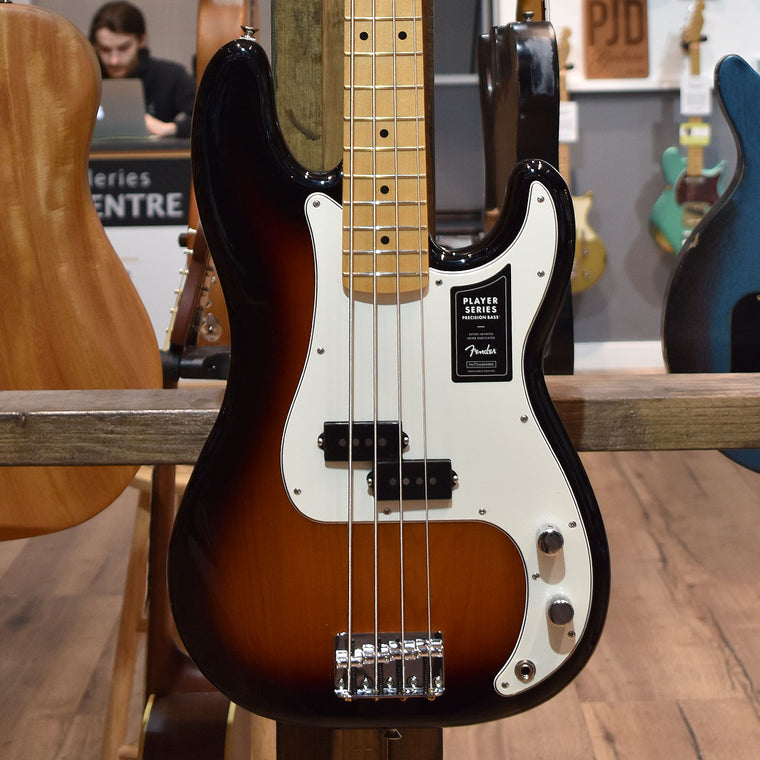Fender Player Series Precision Electric Bass 3-Tone-Sunburst