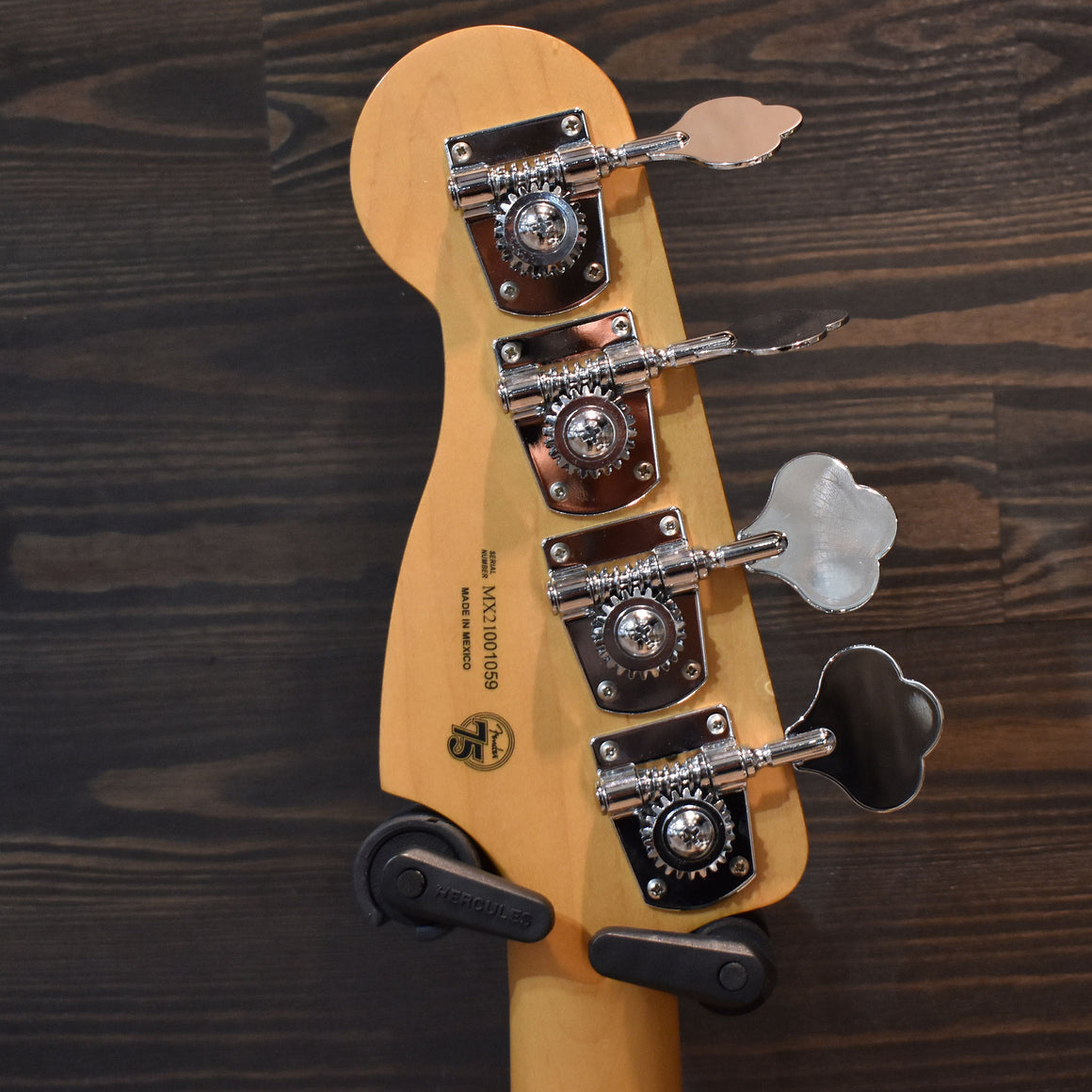Fender Player Precision Electric Bass 3-Colour-Sunburst (Pre-Owned)