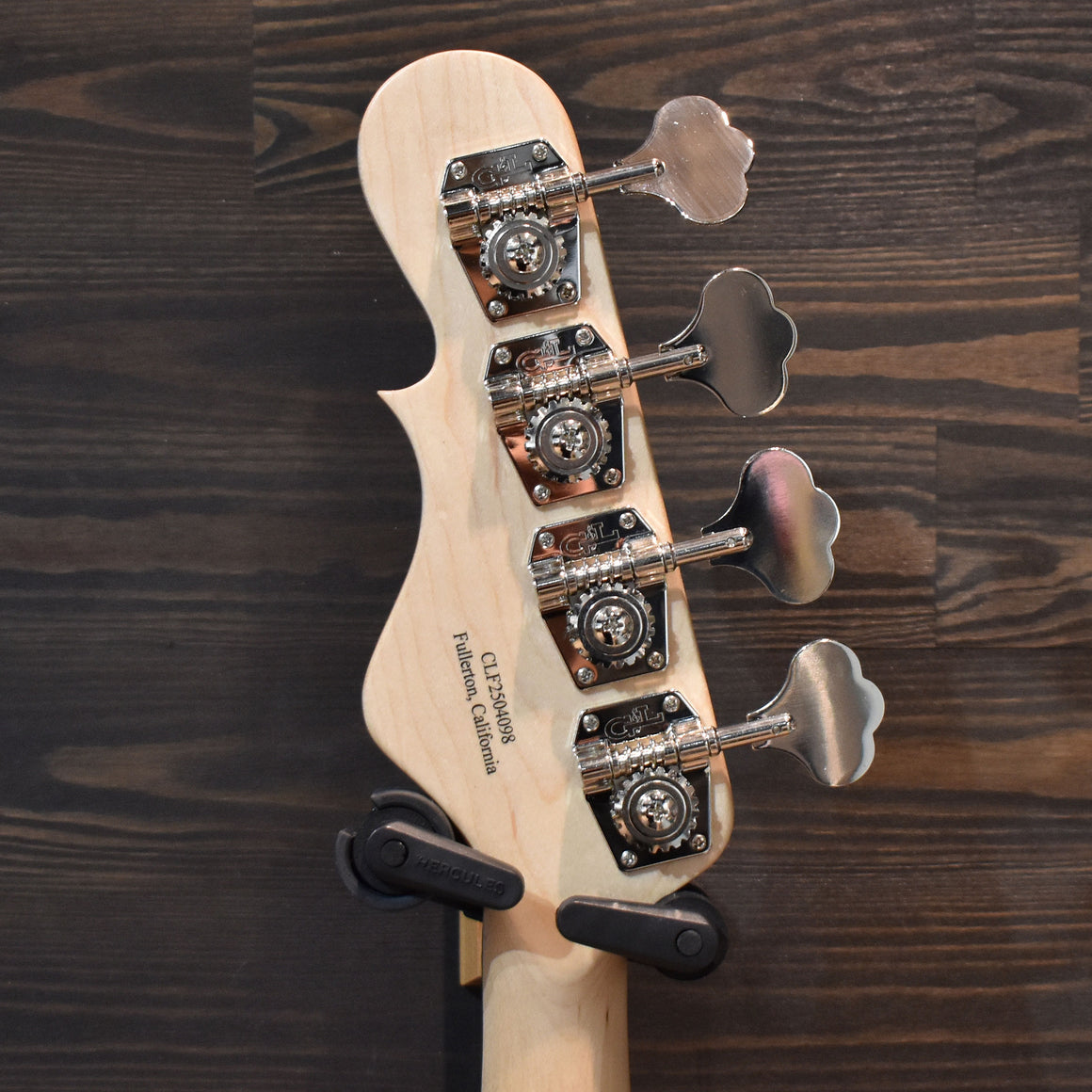 G&L Fullerton Deluxe JB Bass Matcha Green