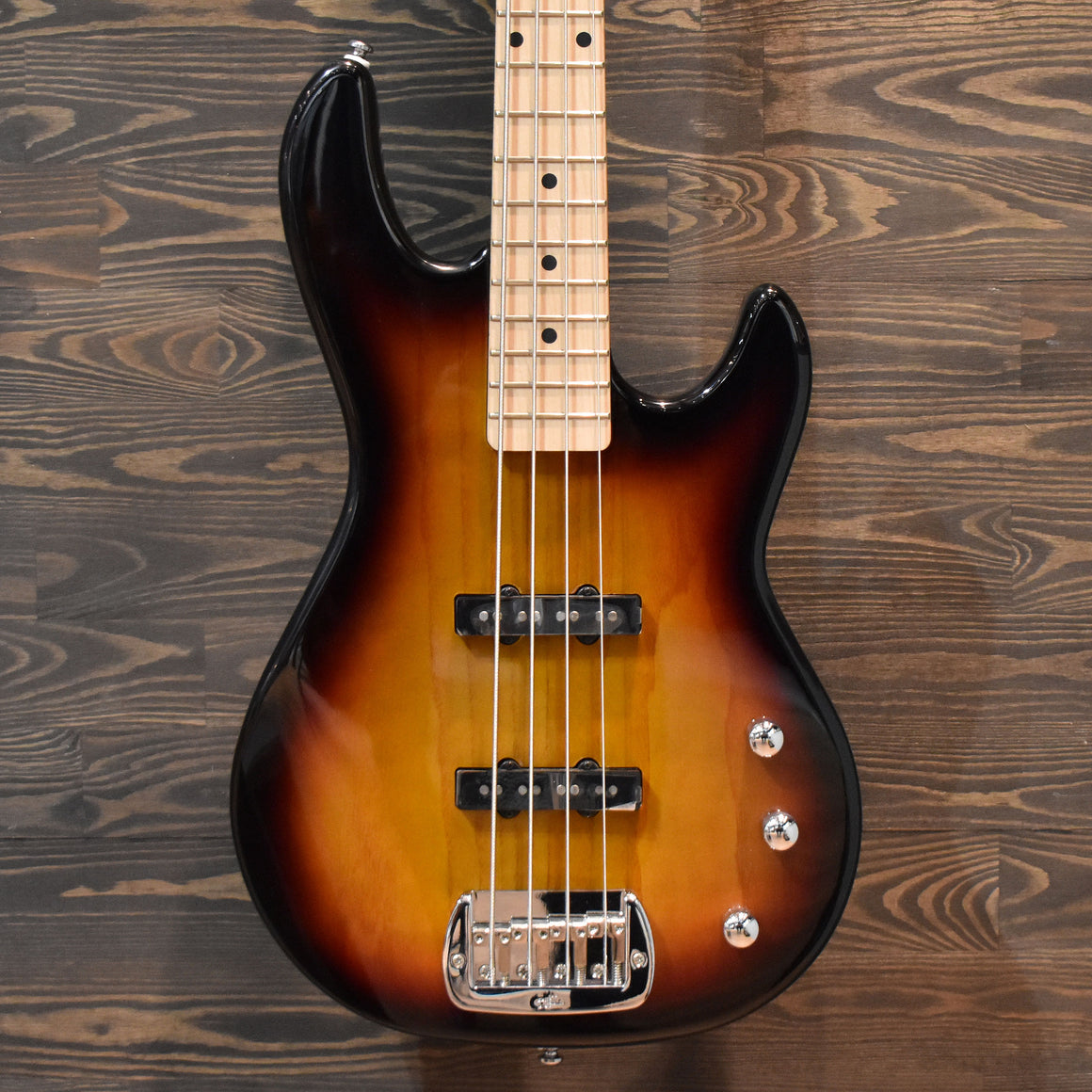 G&L Tribute Series JB-2 Bass 3-Tone Sunburst