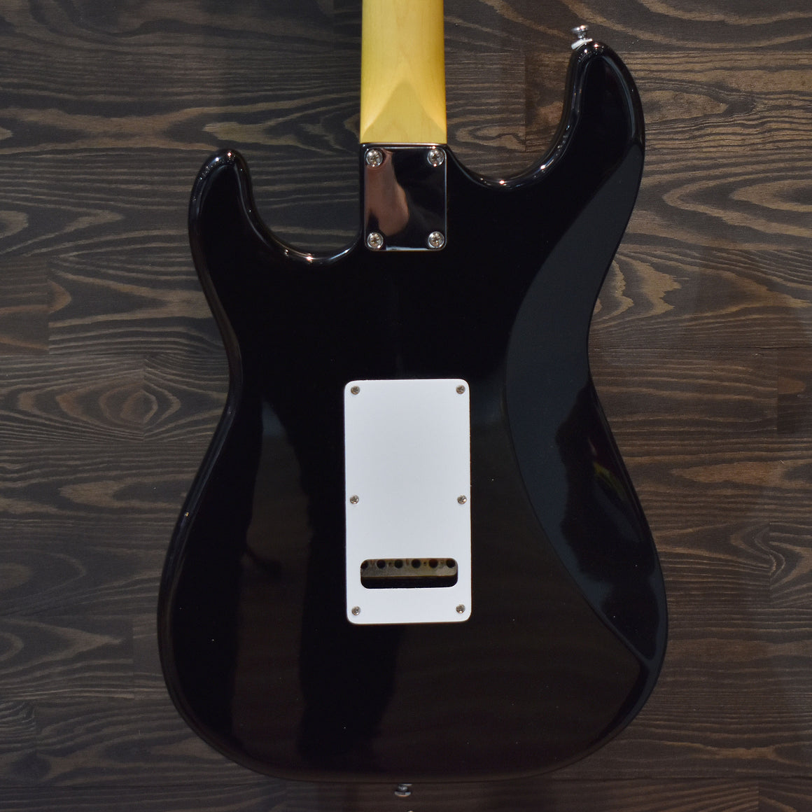 G&L Tribute Series Legacy 3-Tone Sunburst