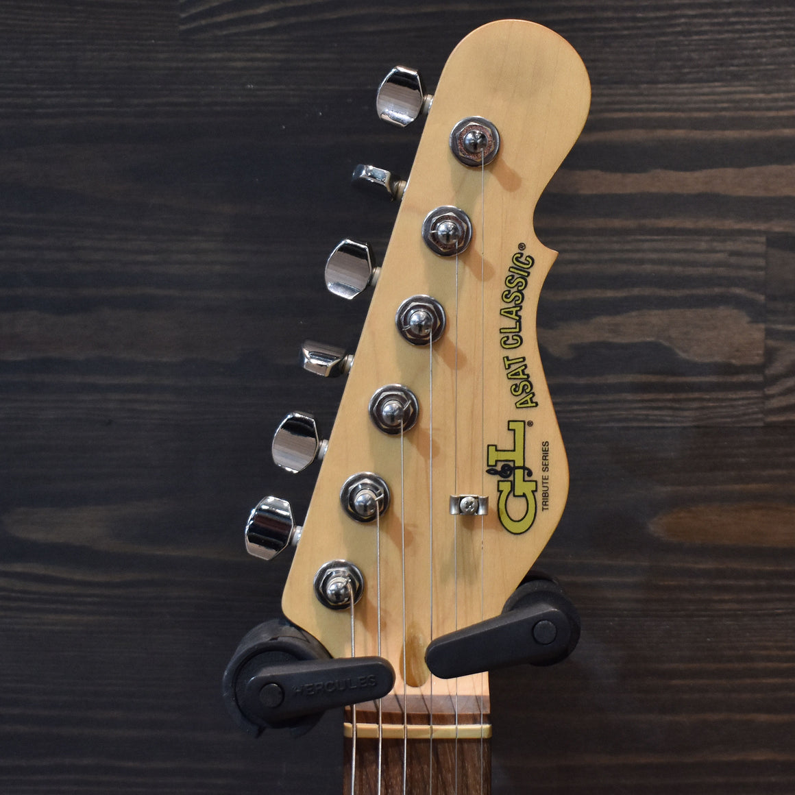 G&L Tribute Series ASAT Classic Bluesboy 3-Colour-Sunburst W/Gig Bag (Pre-Owned)