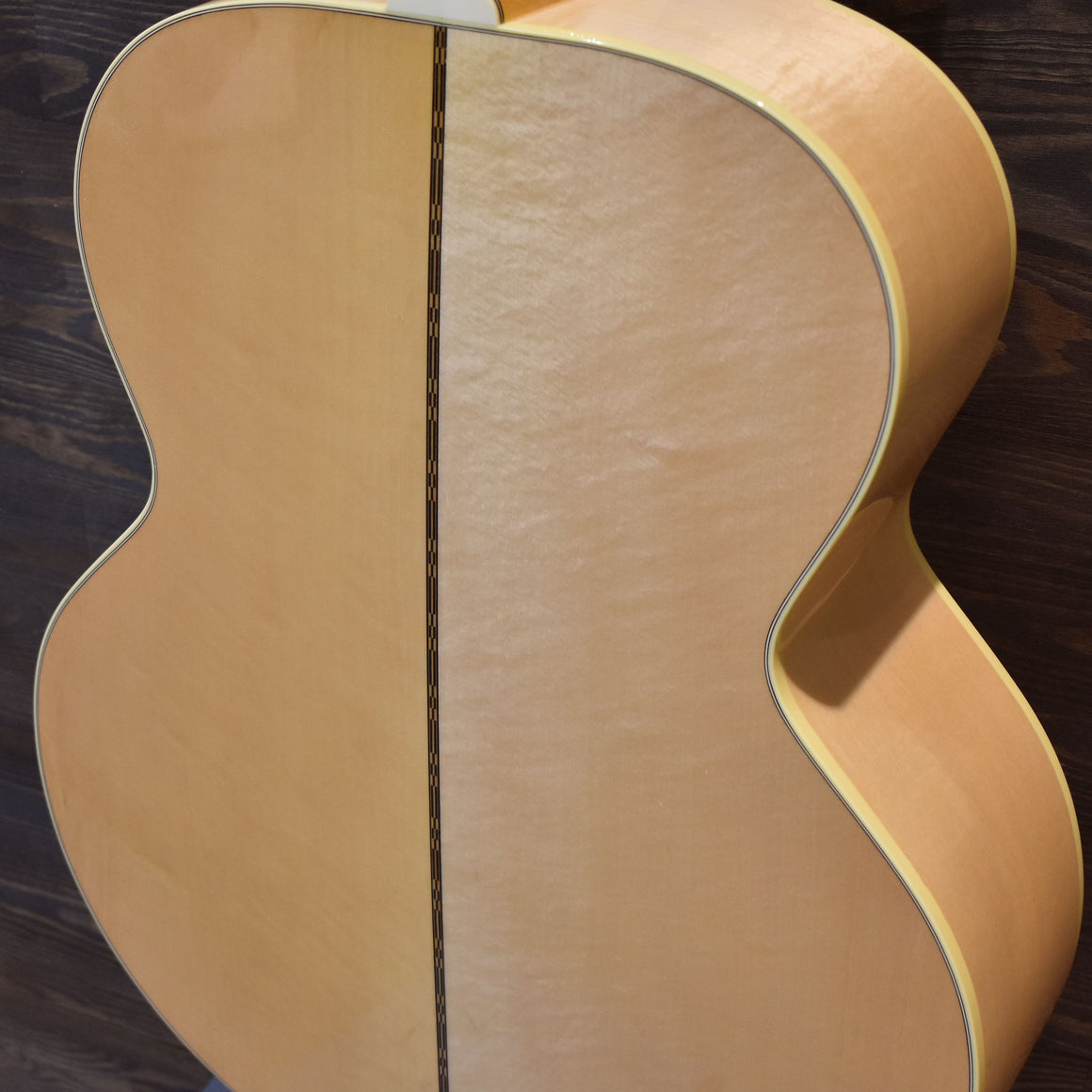 Gibson SJ-200 Natural Blonde Electro-Acoustic Guitar W/Hard Case (Pre-Owned)