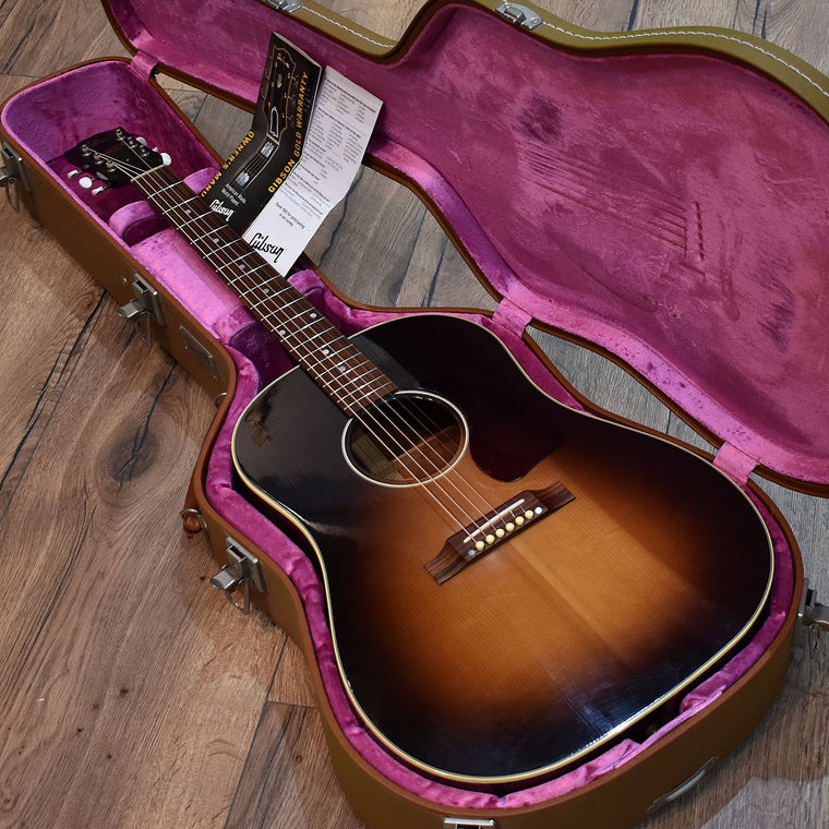 Gibson J-45 True Vintage Electro-Acoustic Guitar Vintage Sunburst W/Hard Case. 2013 (Pre-Owned)