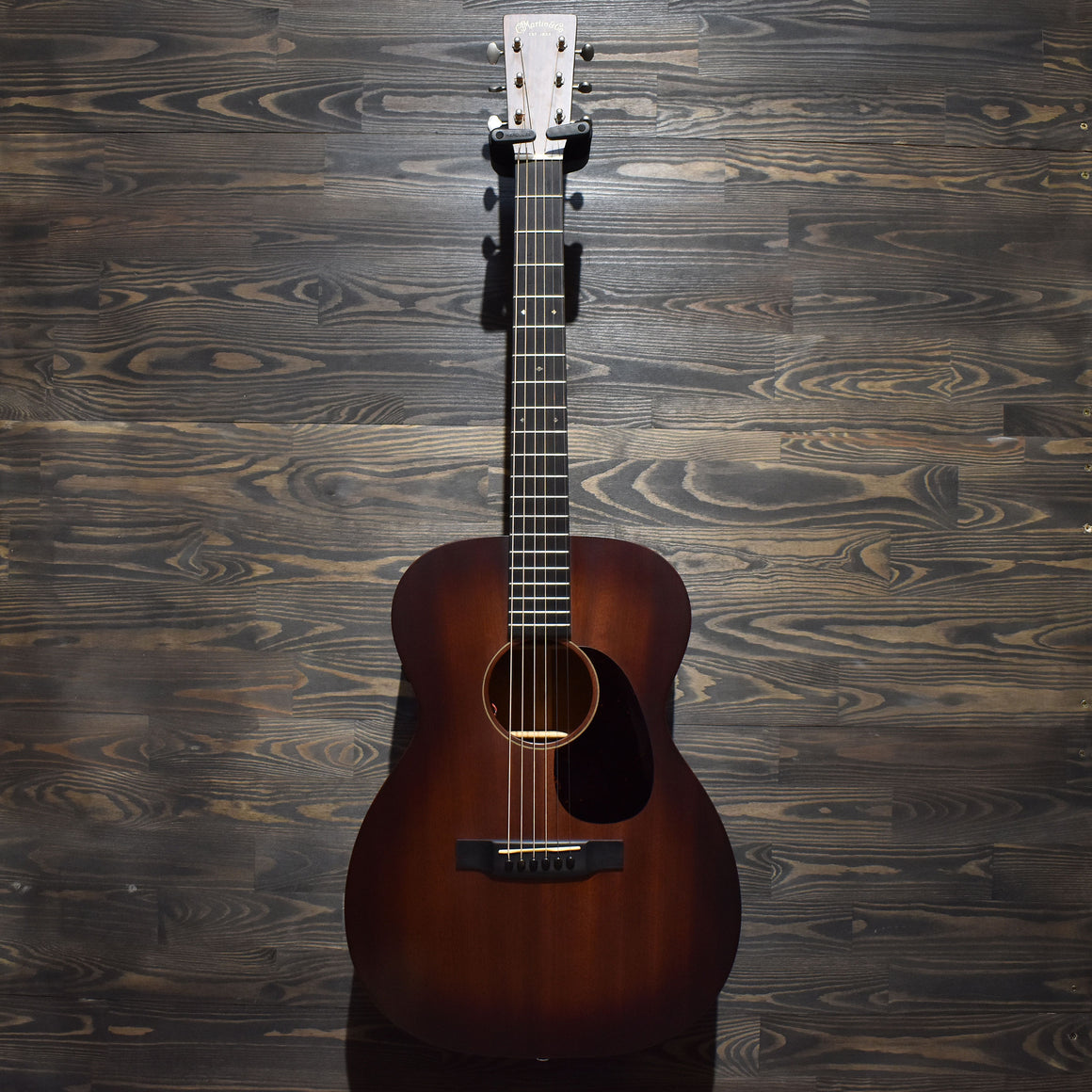 Martin 00-15E Retro Electro-Acoustic Guitar W/Hard Case (Pre-Owned)