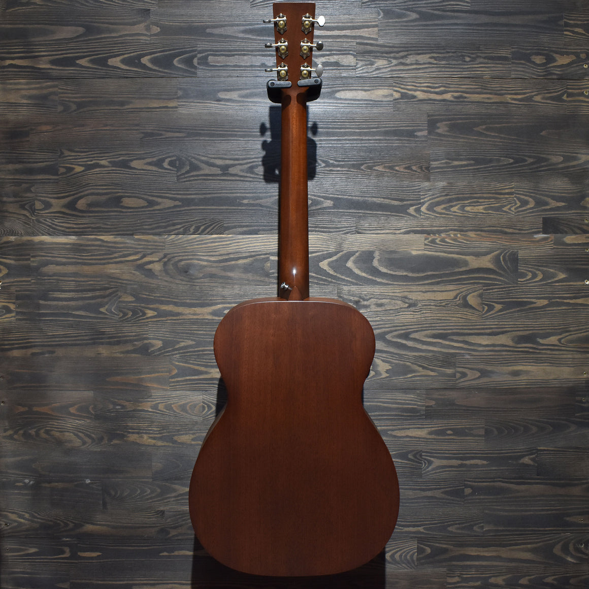 Martin 00-15E Retro Electro-Acoustic Guitar W/Hard Case (Pre-Owned)