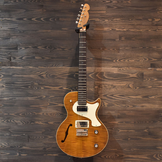 PJD Carey Limited Caramel Burst Electric Guitar W/Hard Case (Pre-Owned)