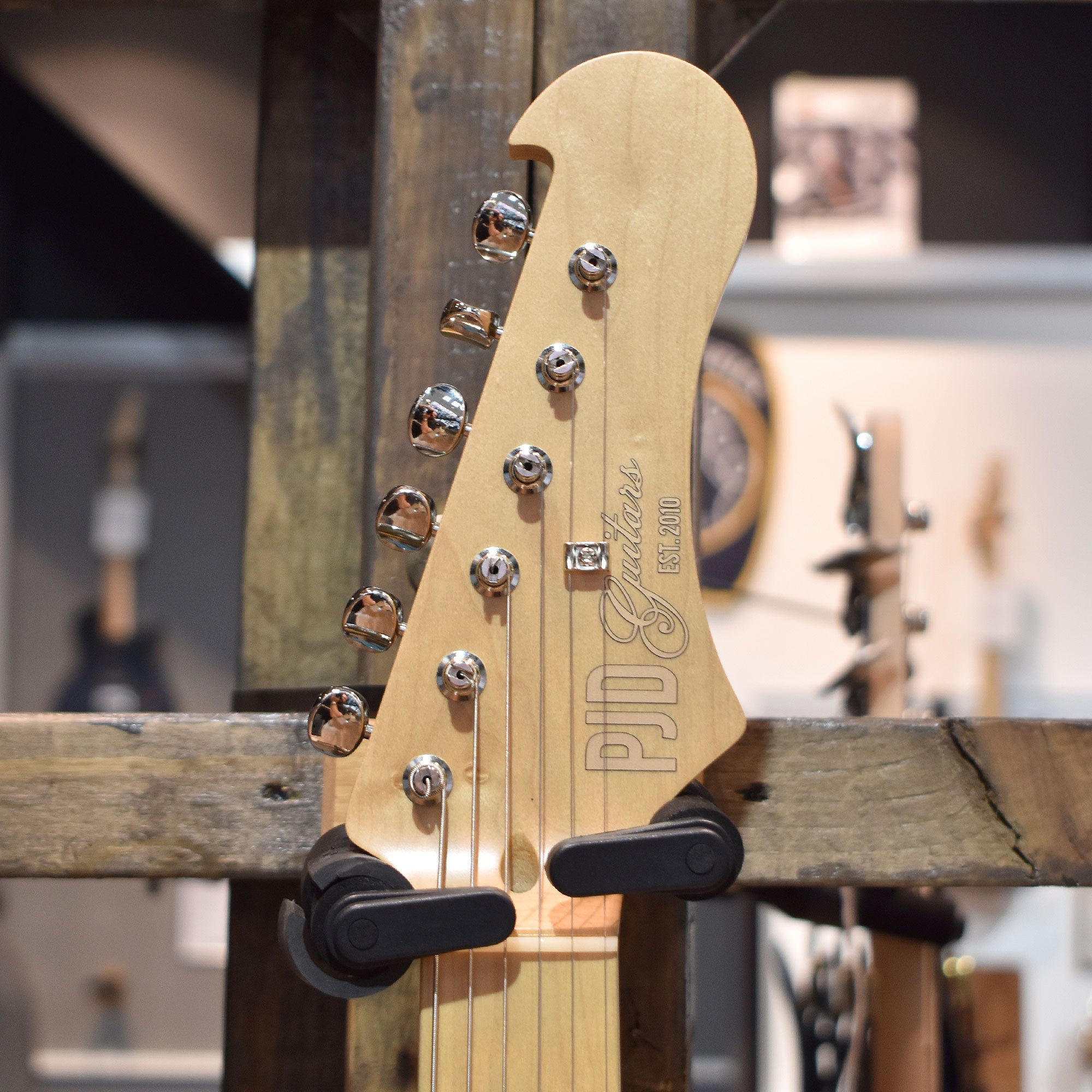 PJD Vallhalla Standard Cream Soda Electric Guitar W/Premium Gig Bag