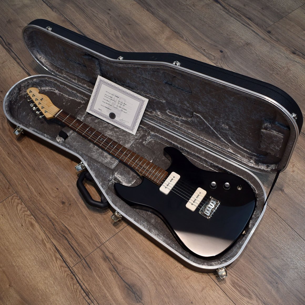 PJD Woodford Satin Black Electric Guitar w/Hard Case (Pre-Owned)