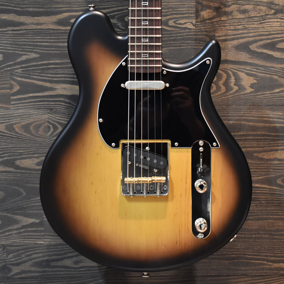 PJD York Standard Custom Alder 3-Tone-Sunburst Electric Guitar W/Gig Bag