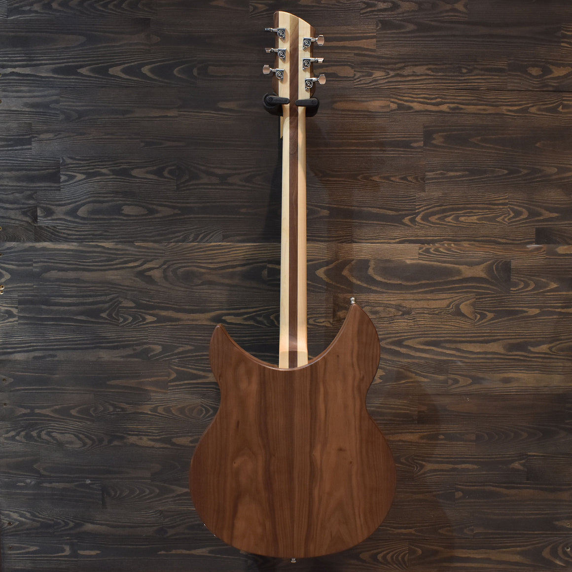 Rickenbacker 330 Electric Guitar Walnut W/Hard Case
