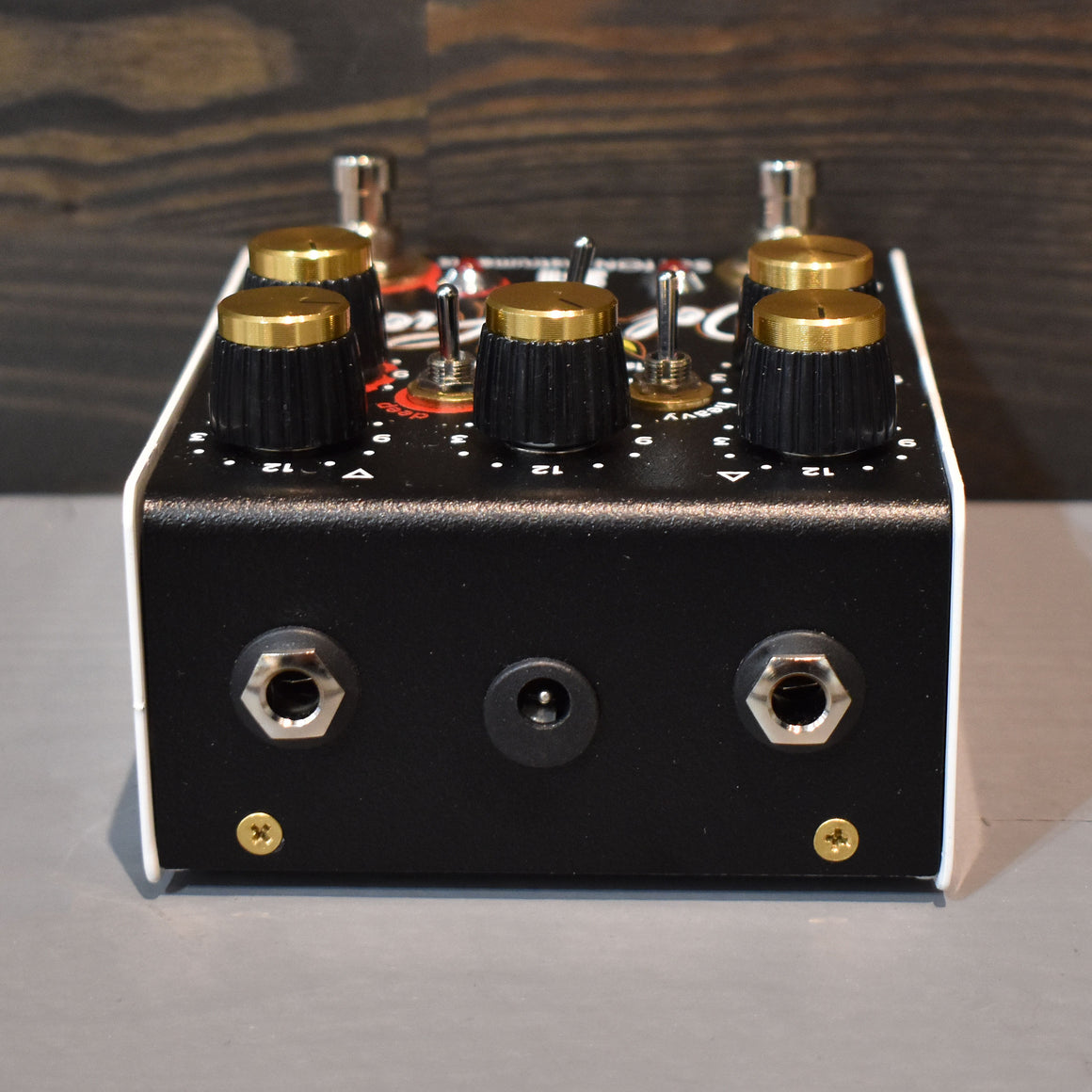 Sutton Instruments Del Fuego Fuzz & Boost Pedal