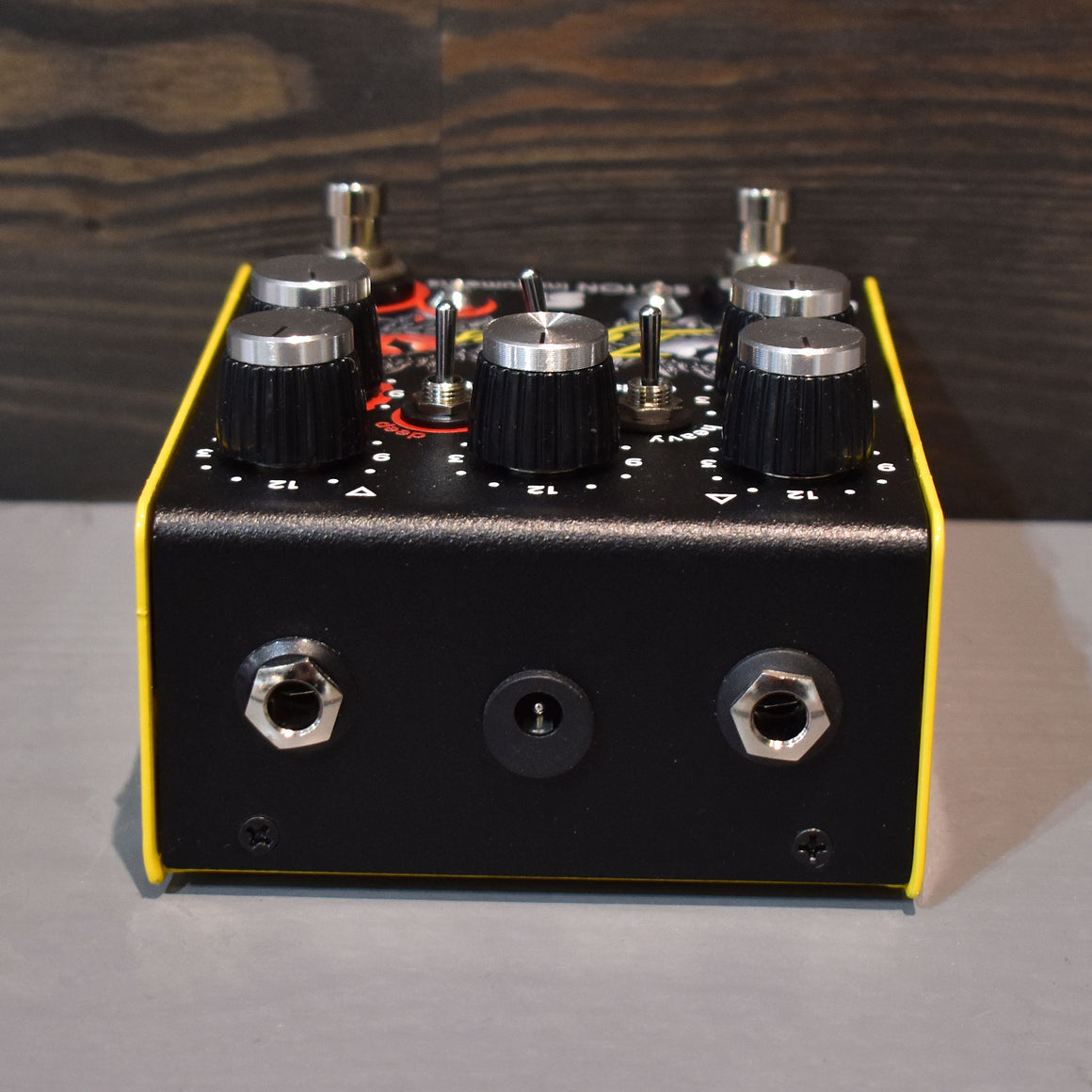 Sutton Instruments Igneus Distortion & Boost pedal
