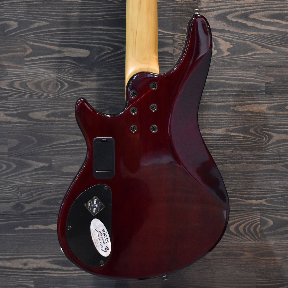 Schecter Diamond Series Omen Extreme 5 Electric Bass Guitar (Pre-Owned)