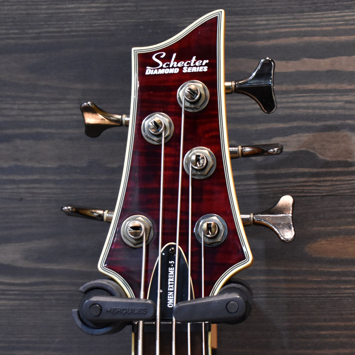 Schecter Diamond Series Omen Extreme 5 Electric Bass Guitar (Pre-Owned)