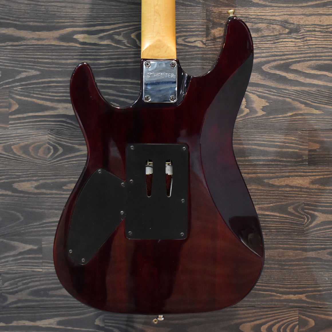 Schecter Diamond Series Omen Extreme Electric Guitar (Pre-Owned)