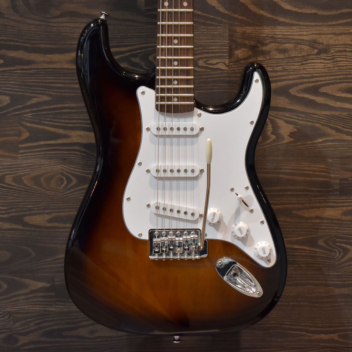 Squier Affinity Stratocaster 2 Tone Sunburst Electric Guitar (Pre-Owned)