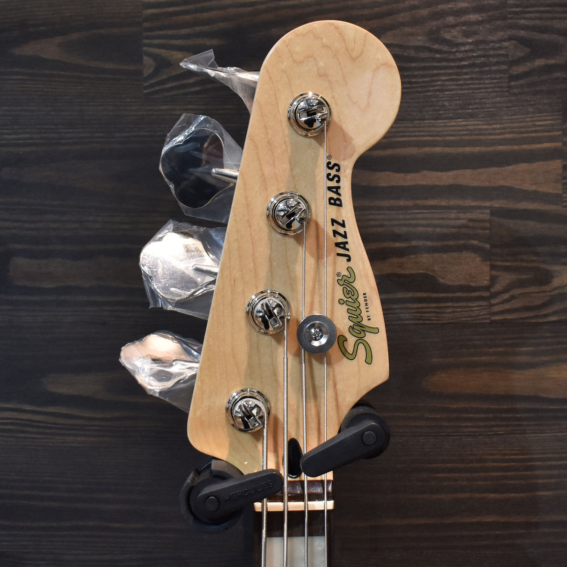 Squier Affinity Active Jazz Electric Bass Mystic Sea Foam Green