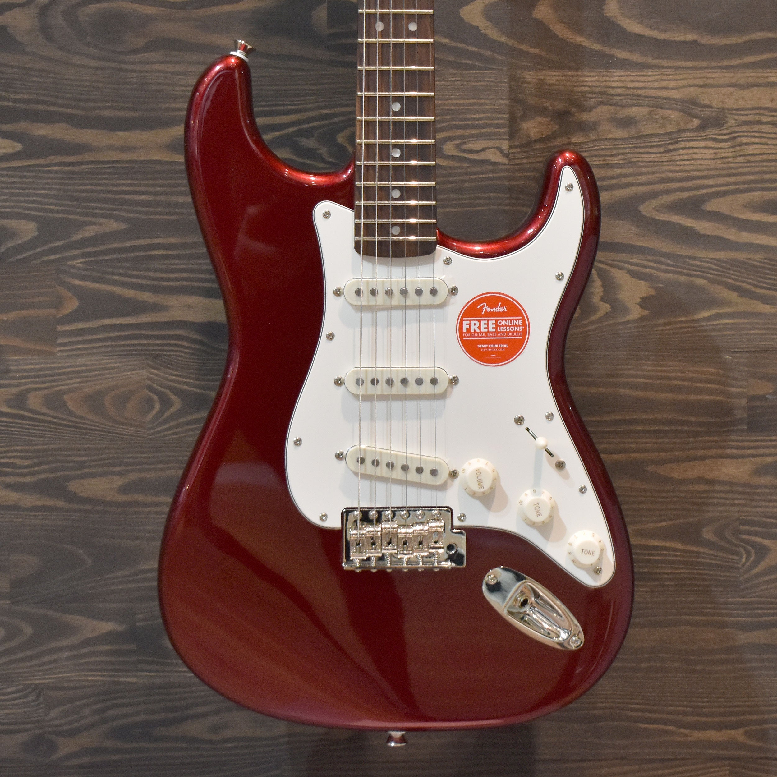 Squier Classic Vibe 60s Stratocaster LRL Candy Apple Red Electric Guit squier-classic-vibe-60s-stratocaster-lrl-candy-apple-red-electric-guit