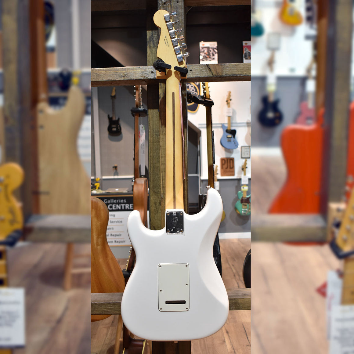 Fender Player Series Stratocaster Polar White Electric Guitar