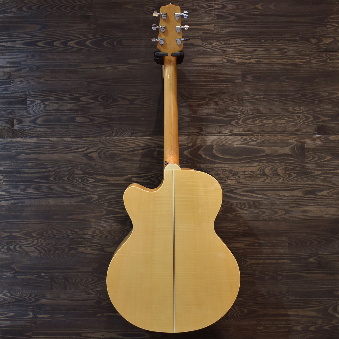 Takamine EG523SC Jumbo Electro-Acoustic Guitar (Pre-Owned)